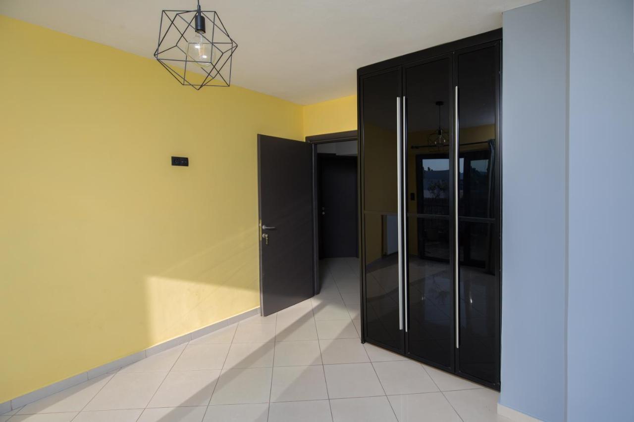 Spacious Modern Apartments With Great Rooftop View Ateny Zewnętrze zdjęcie